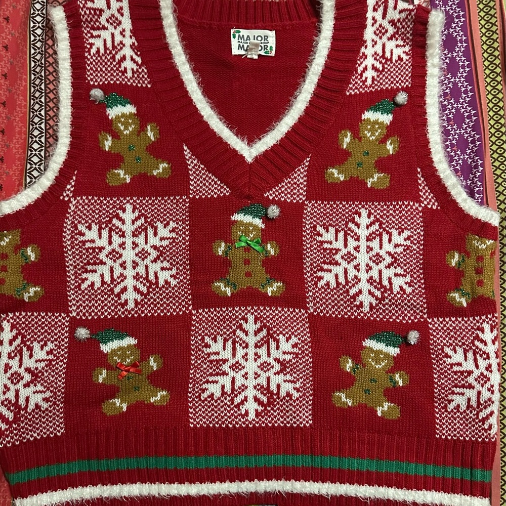 Ugly Christmas Sweater Vest. Festive gingerbread men. Sz med.